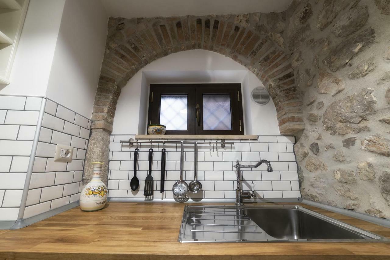 Villa La Dimora Di Ares Formia Exterior foto
